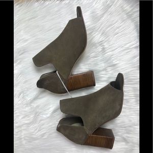Steve Madden Thick Heel
